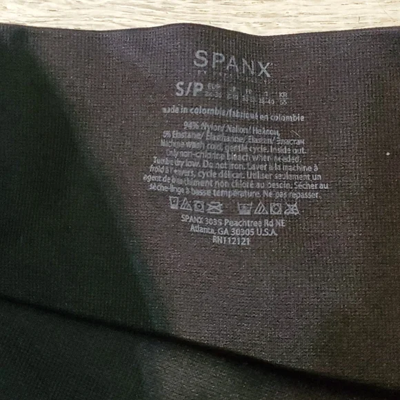 Spanx Look at Me Now Seamless Cropped Leggings S - Picture 2 of 2